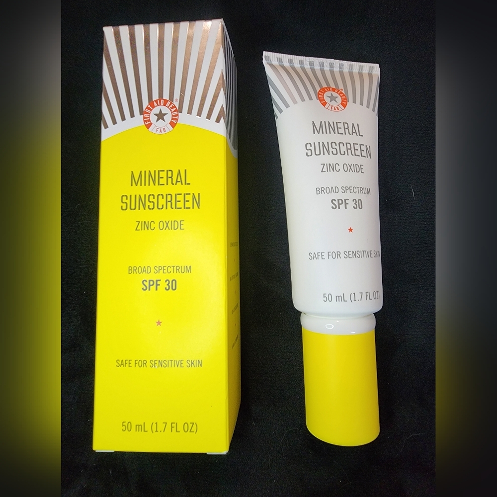 First Aid Beauty Mineral Sunscreen SPF 30